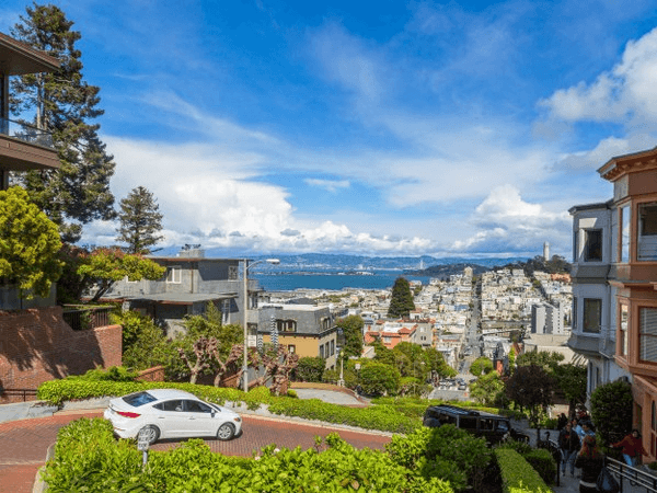 Laundry service in Russian Hill, San Francisco