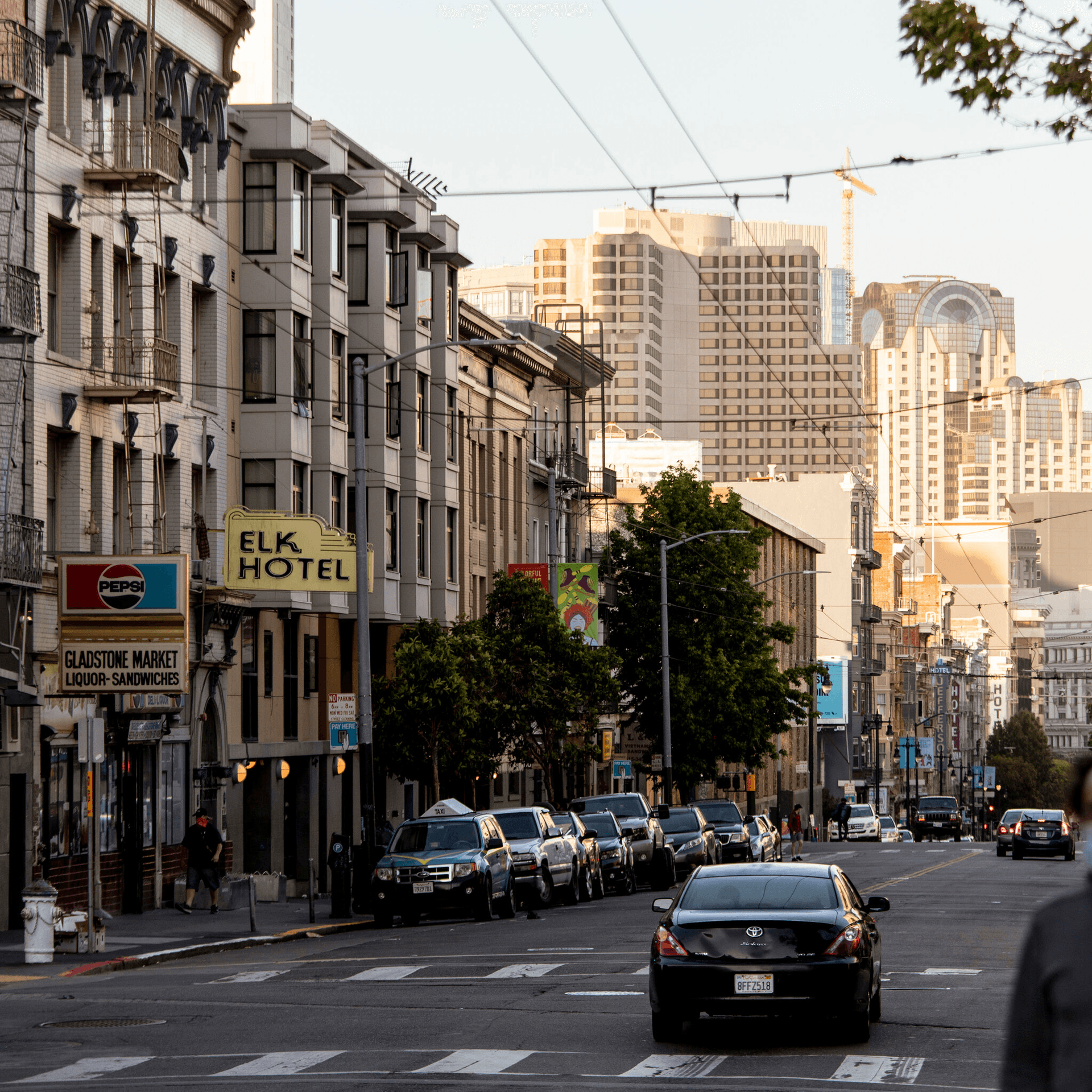 Laundry service in Tenderloin, San Francisco